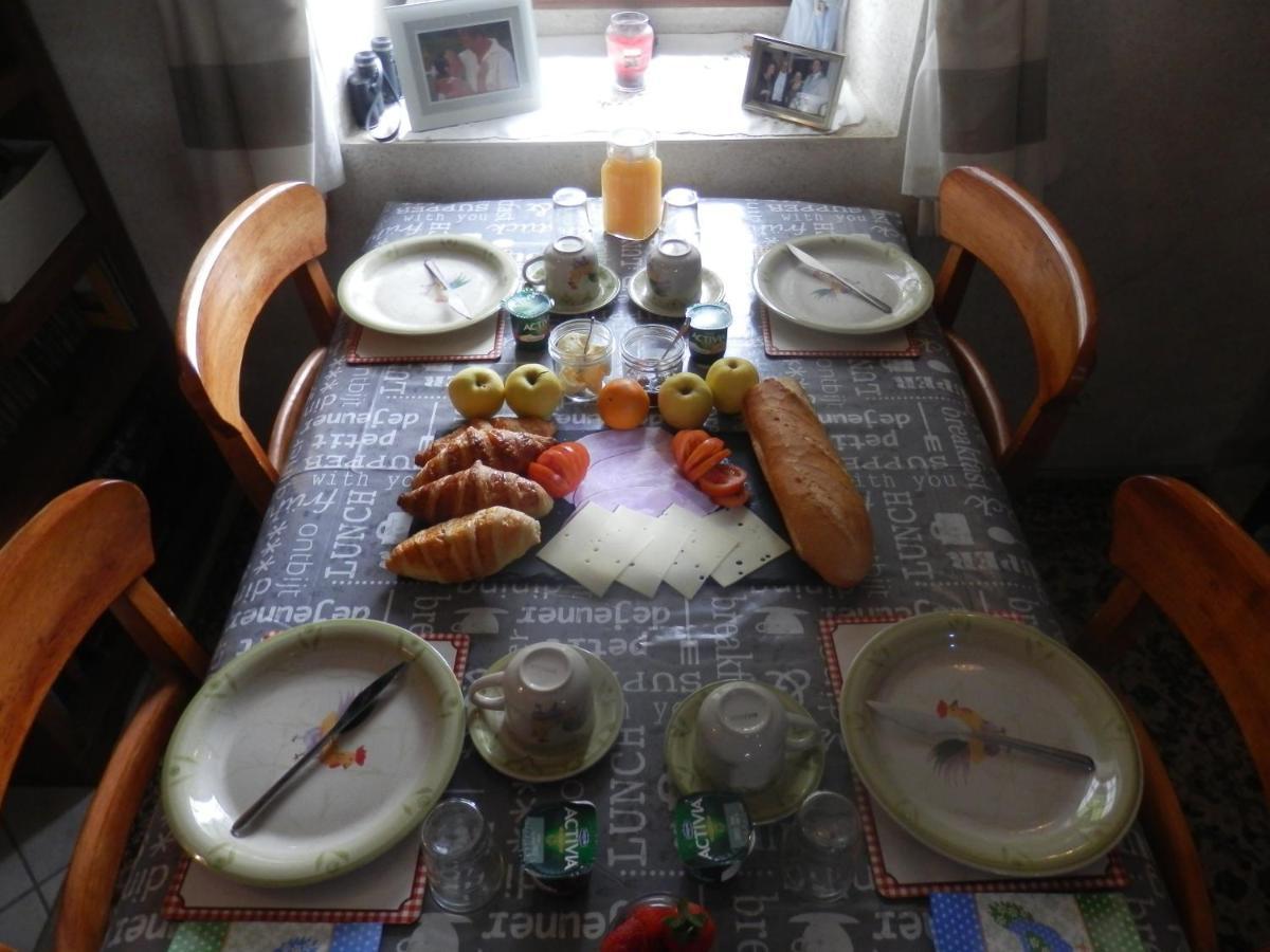 La Petite Cretouffiere - Naturiste Accommodation - Adult Only Colombiers-du-Plessis Luaran gambar