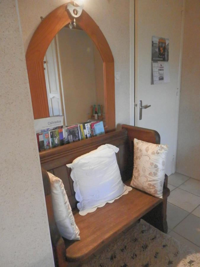 La Petite Cretouffiere - Naturiste Accommodation - Adult Only Colombiers-du-Plessis Luaran gambar