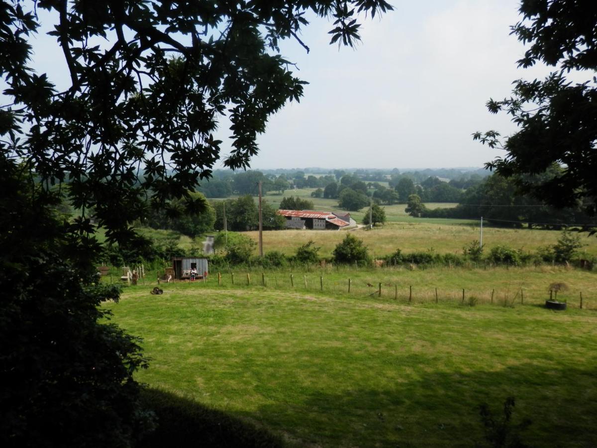 La Petite Cretouffiere - Naturiste Accommodation - Adult Only Colombiers-du-Plessis Luaran gambar
